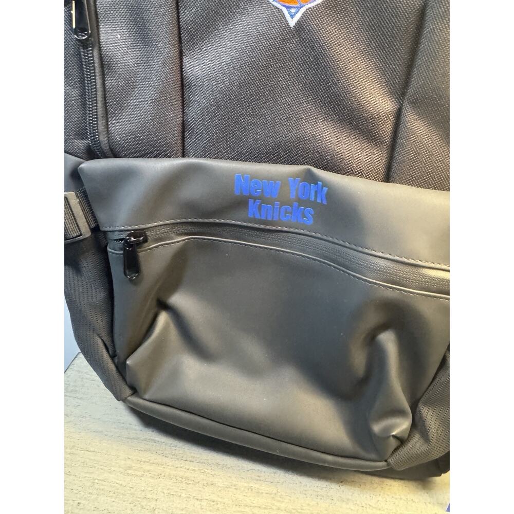 New York Knicks Backpack Ultra Game NBA Pro Player Black Bookbag - Picture 3 of 5